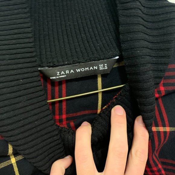 Zara Plaid Turtleneck - Picture 4 of 4
